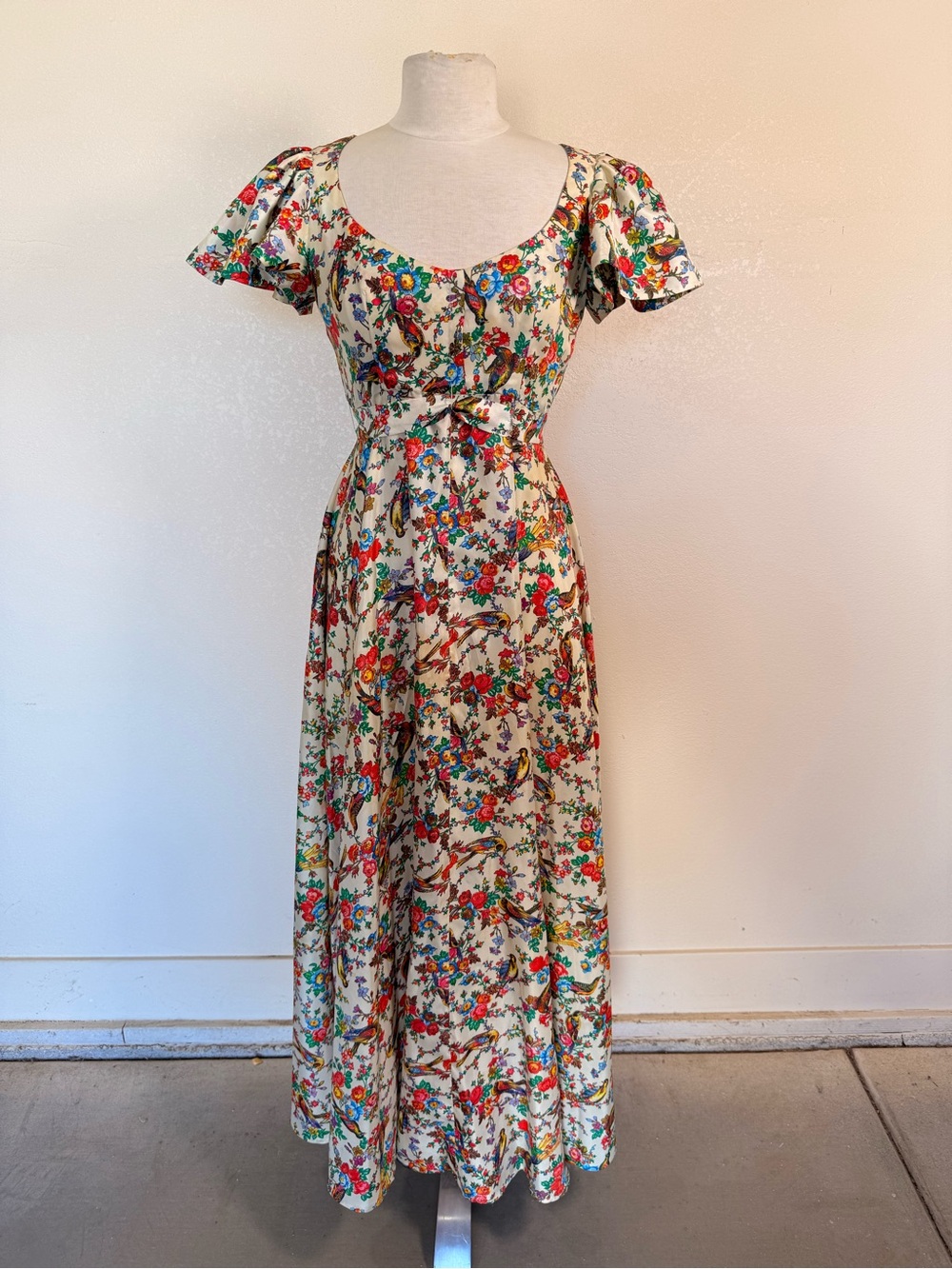 Vintage 70s Floral Bird Boho Cottagecore Prairie Romantic Novelty Maxi Dress M